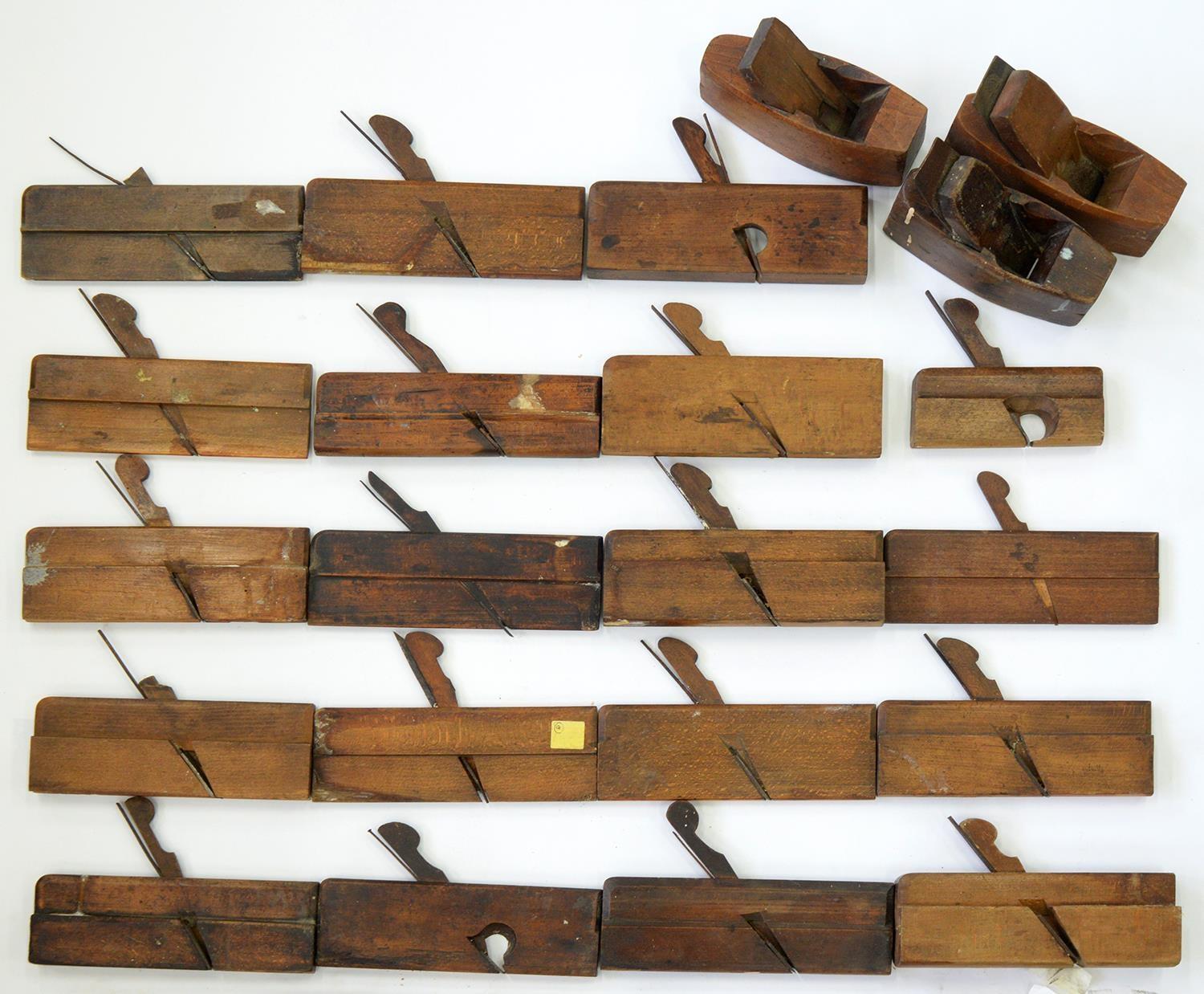 A COLLECTION OF WOODWORKING PLANES, EARLY 20TH C (22) Condition report