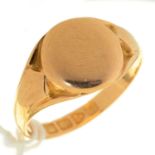 AN 18CT GOLD SIGNET RING, CHESTER 1902, 4.7G, SIZE O½ Condition report  Wear consistent with age