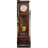 A GERMAN MAHOGANY EIGHT DAY LONGCASE TIMEPIECE WITH LENZKIRCH MOVEMENT, C1900, THE SILVERED DIAL