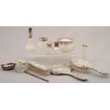 MISCELLANEOUS SILVER DRESSING TABLE ARTICLES, TO INCLUDE A CUT GLASS POWDER BOWL WITH PLAIN SILVER