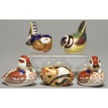 FIVE ROYAL CROWN DERBY PAPERWEIGHTS, COMPRISING FOUR VARIOUS BIRDS AND DOORMOUSE, VARIOUS SIZES,