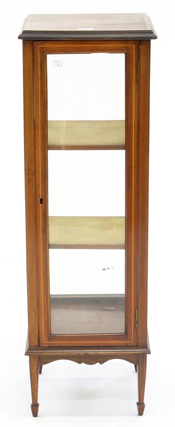 AN EDWARDIAN MAHOGANY AND LINE INLAID SQUARE PILLAR SHAPED DISPLAY CABINET, 102CM H; 34 X 34CM Minor - Image 2 of 2