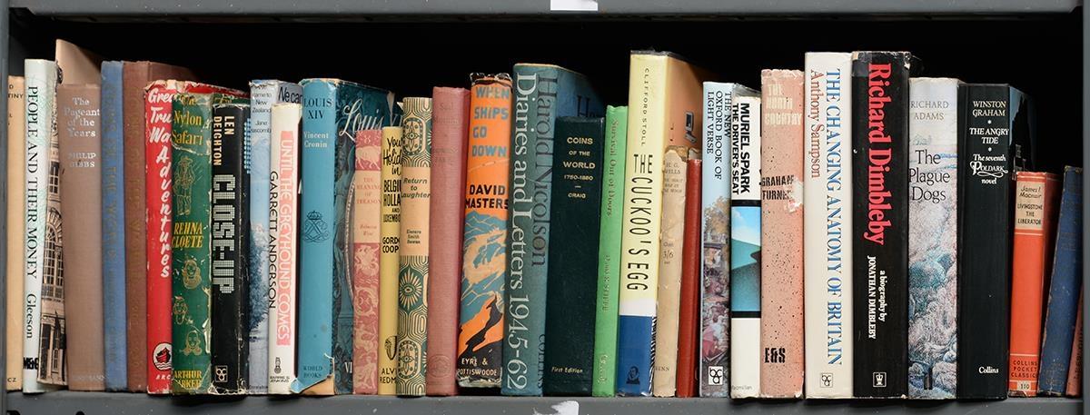 TEN SHELVES OF MISCELLANEOUS BOOKS, LITERATURE, FICTION AND CHILDREN’S BOOKS, INCLUDING LADYBIRD, - Image 8 of 10
