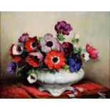 BERTRAM LEIGH (FL EARLY 20TH CENTURY) - ANEMONES, SIGNED, OIL ON CANVAS, 39.5 X 49CM Good condition.