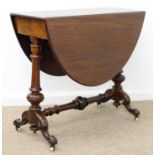 A VICTORIAN WALNUT SUTHERLAND TABLE, C1870, ON FLUTED STANDARDS WITH CARVED KNOP AND TURNED