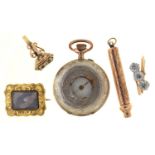 A VICTORIAN GOLD AND CITRINE SHIELD SHAPED SEAL-WATCH KEY, C1840, 19MM, A CONTEMPORARY GOLD MOURNING