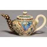 A CONTINENTAL ISNIK STYLE TEAPOT AND COVER, LATE 19TH C, 9CM H Good condition