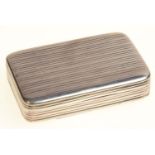A GEORGE III SILVER SNUFF BOX, REEDED OVERALL, 38 X 60MM, BY THOMAS WILLMORE, BIRMINGHAM 1800, 1