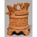 A NORWEGIAN CARVED BIRCH BUTTER BOX AND COVER, 19TH/EARLY 20THC, 16.5CM Some slight settling of dust