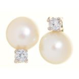 A PAIR OF CULTURED PEARL AND DIAMOND EARRINGS, IN WHITE GOLD, CULTURED PEARL 7MM, 2.2G Posts bent