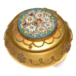 A GILTMETAL AND FILIGREE DECORATED PILL BOX WITH MICROMOSAIC LID, EARLY 20TH C, 43MM DIA Light