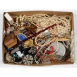 MISCELLANEOUS VINTAGE AND MODERN COSTUME JEWELLERY, MAINLY NECKLACES, A RUSKIN TYPE POTTERY