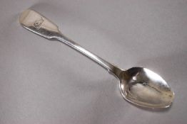 A Dublin silver double drop bowl fiddle pattern dessert spoon, Dublin 1866 15 cm,