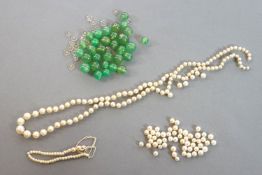 A collection of loose/strung pearls and jadeite beads with crystal rondels.