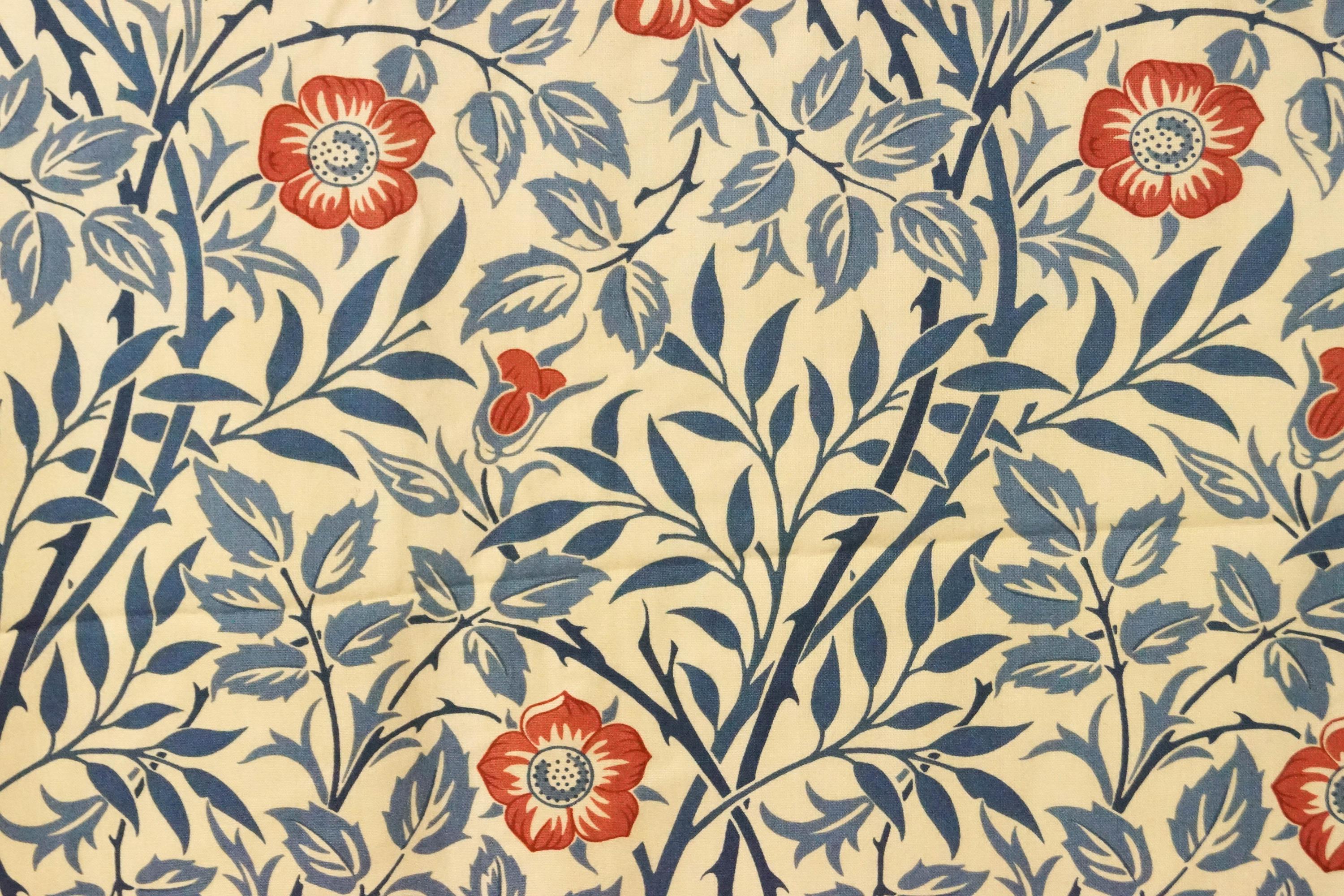 Three William Morris style curtains, lined with red flowers and blue leaves and branches, - Image 2 of 2