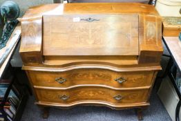 A French style marquetry bureau