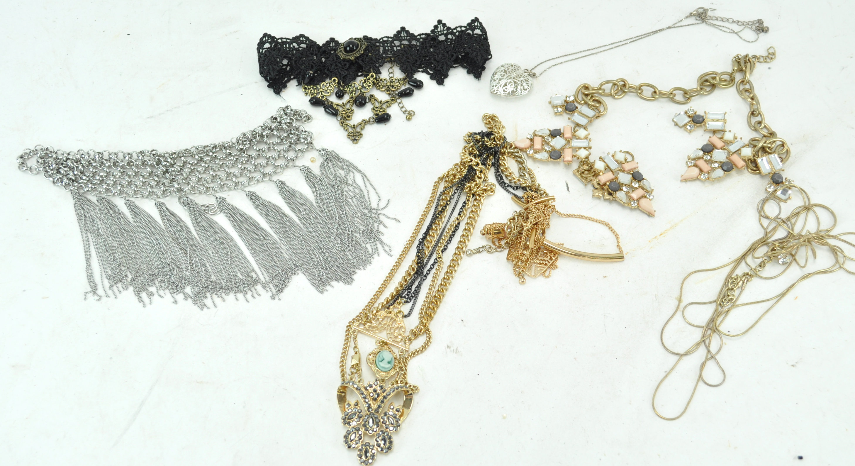 A group of assorted costume jewellery