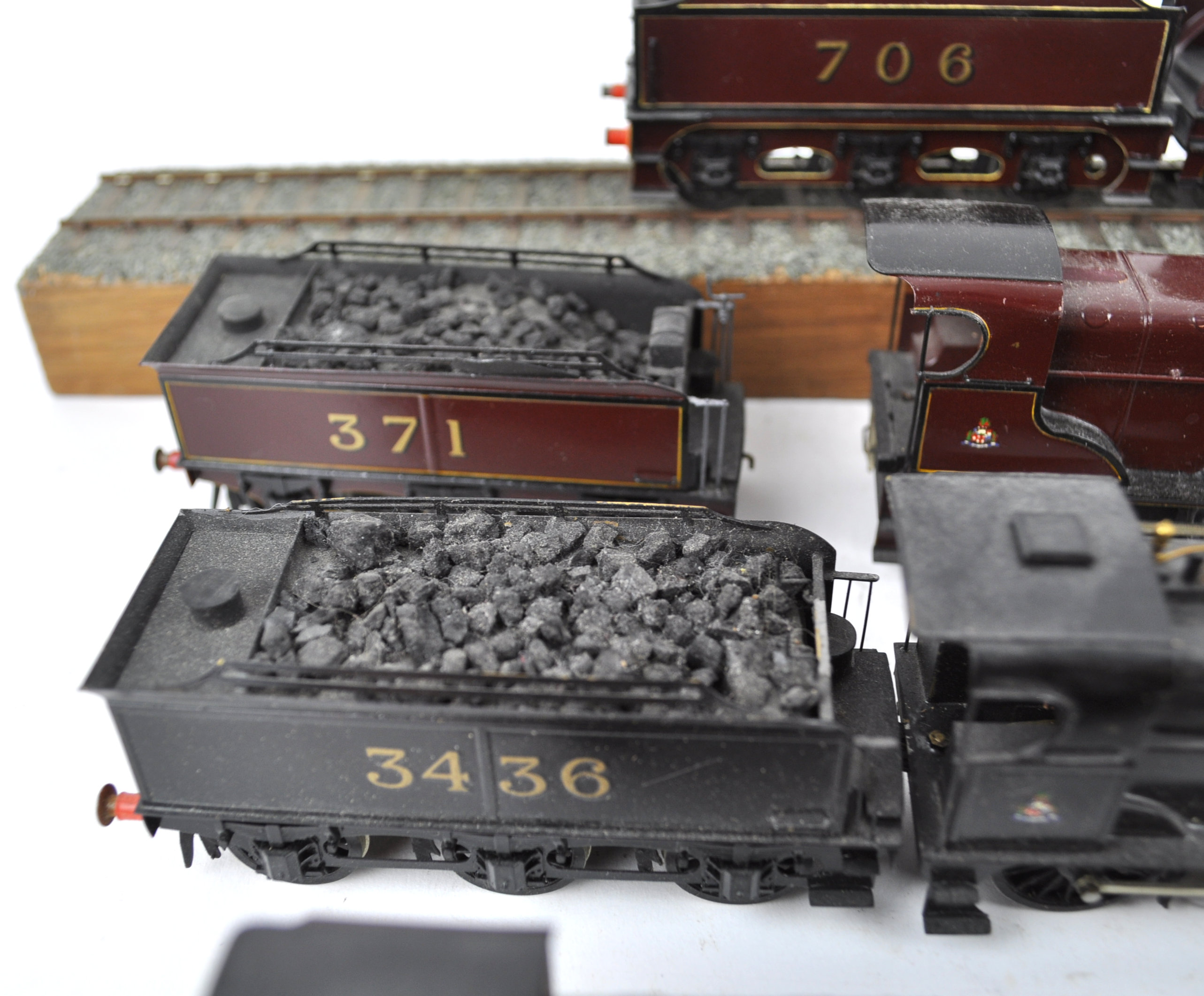 Five P4 model steam locomotives together with five tenders, - Image 5 of 5