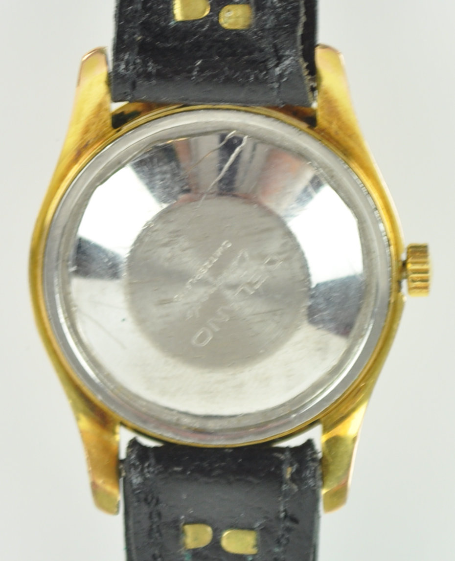 A gold plated wristwatch. Manual wind movement. - Image 2 of 3