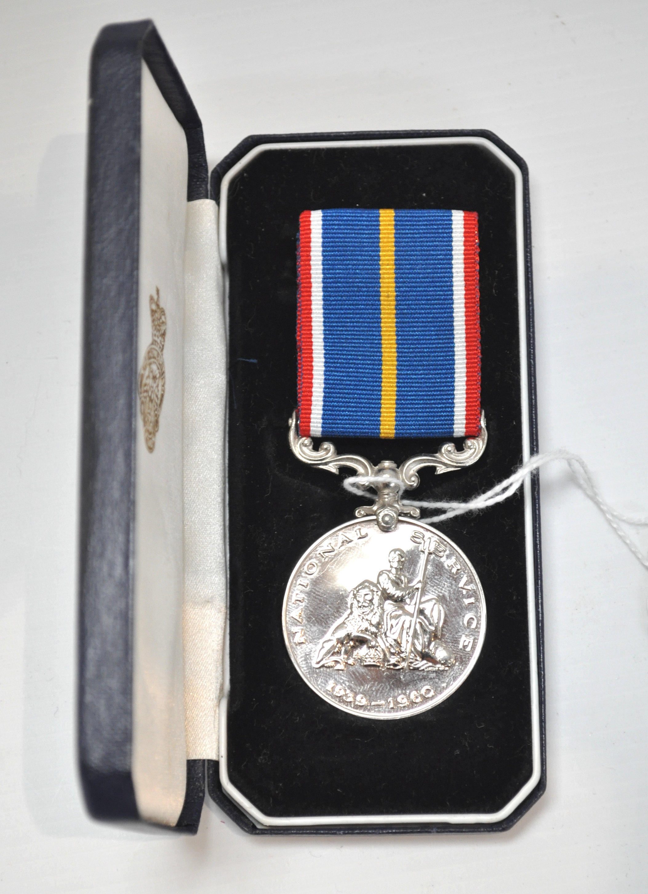 A 1939-60 ER II Service medal 32. - Image 8 of 8