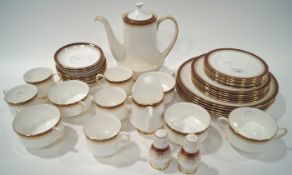 A Paragon 'Holyrood' pattern part tea and dinner service