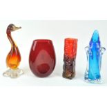 A collection of mid to late 20th century glass, including a Murano glass duck, 23.