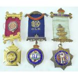 A silver gilt Buffalo roll of honour medal, with enamel highlighting for the years 1926,