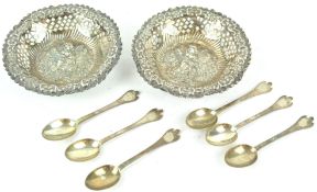 A set of six silver rat tail trefid end coffee spoons, London 1904, 10cm high,