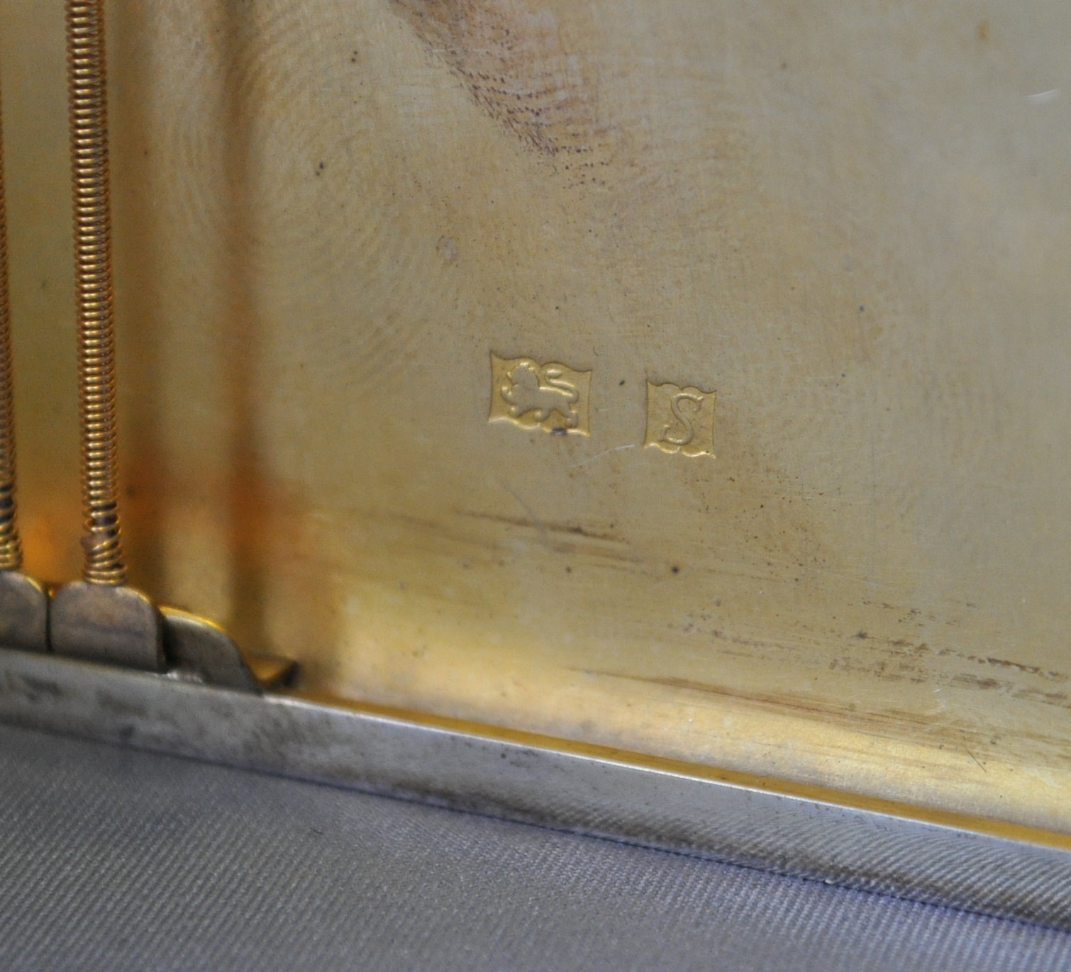 A plain rectangular form engine turned silver cigarette case with gilt interior, Garrard & Co, - Image 5 of 5