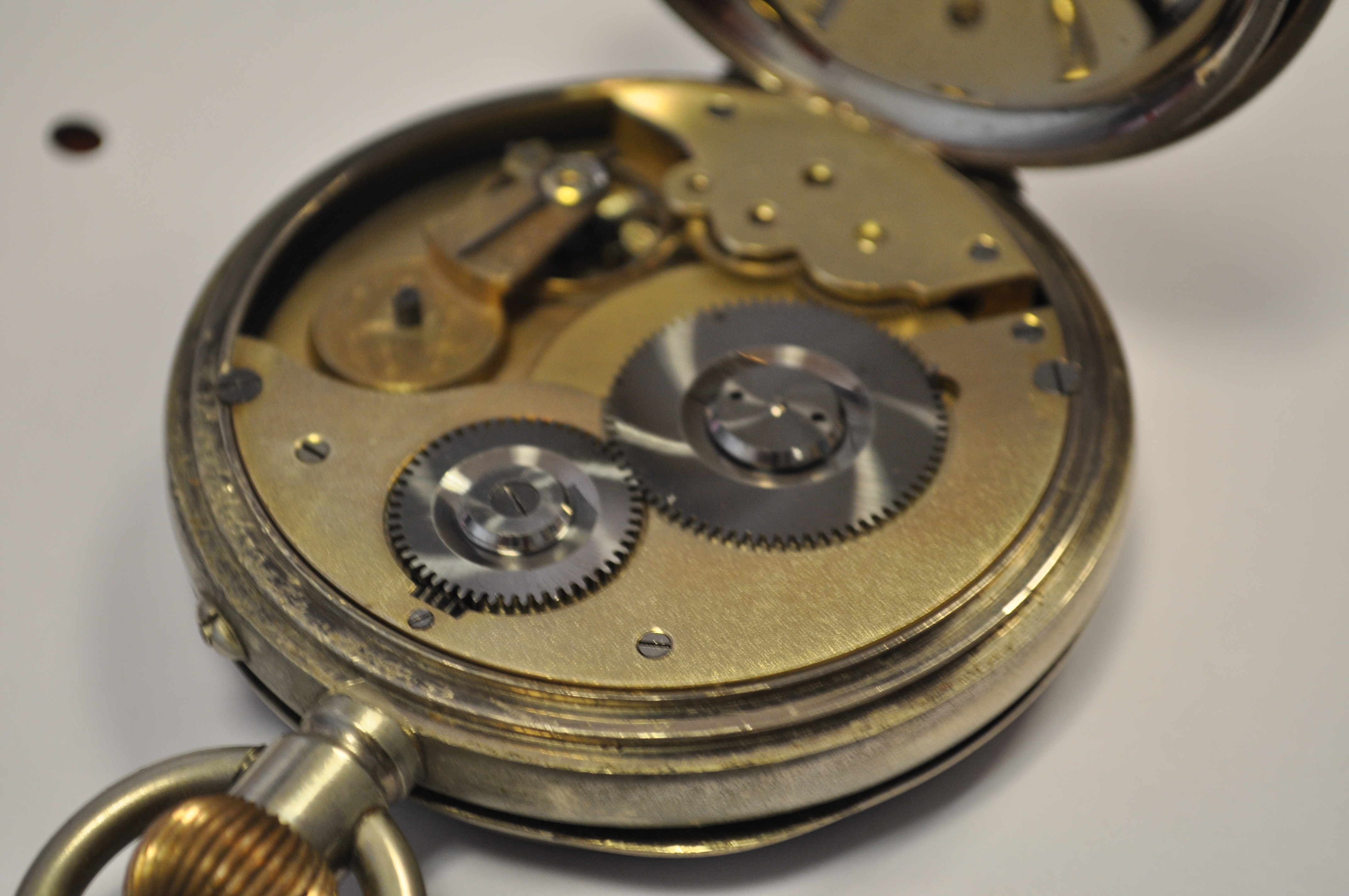 A Goliath pocket watch, the enamel dial with subsidiary second dial on stand, 18. - Image 4 of 7