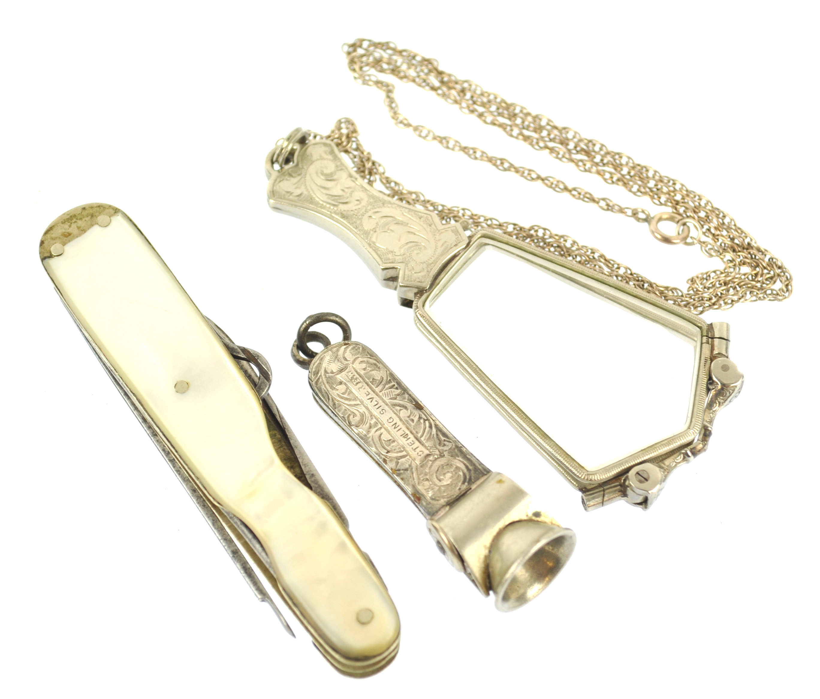 A pair of lorgnettes, a cigar cutter and a pen knife, - Image 2 of 3