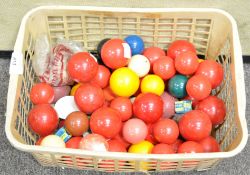 A quantity of snooker balls