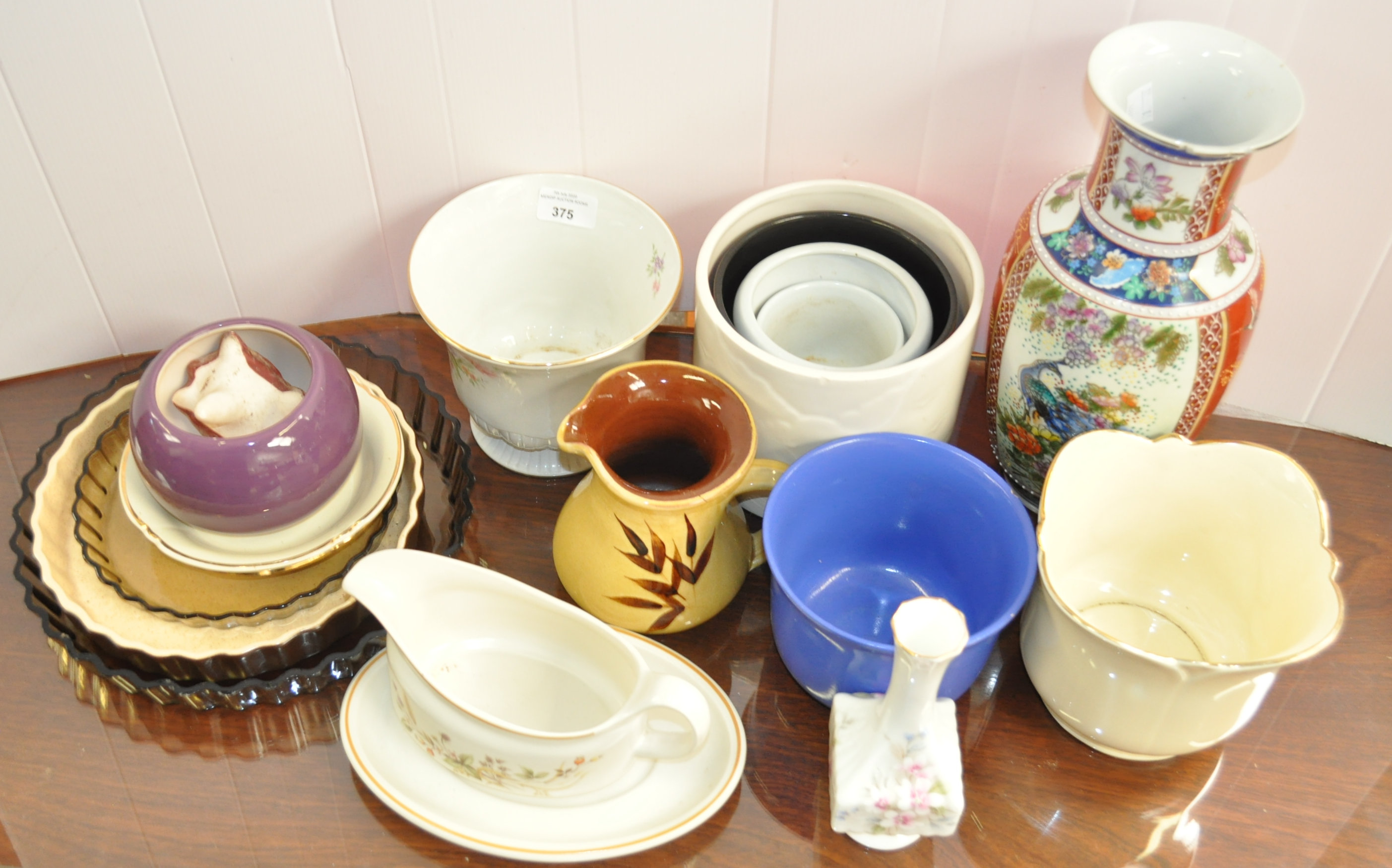 A collection of china to include an oriental vase, - Image 2 of 4