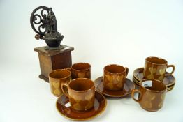 Coffee grinder and set