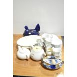 A Portmeirion hen on nest and other ceramics