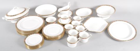 A Spode Lauriston pattern bone china part dinner service, printed marks, 20th century,