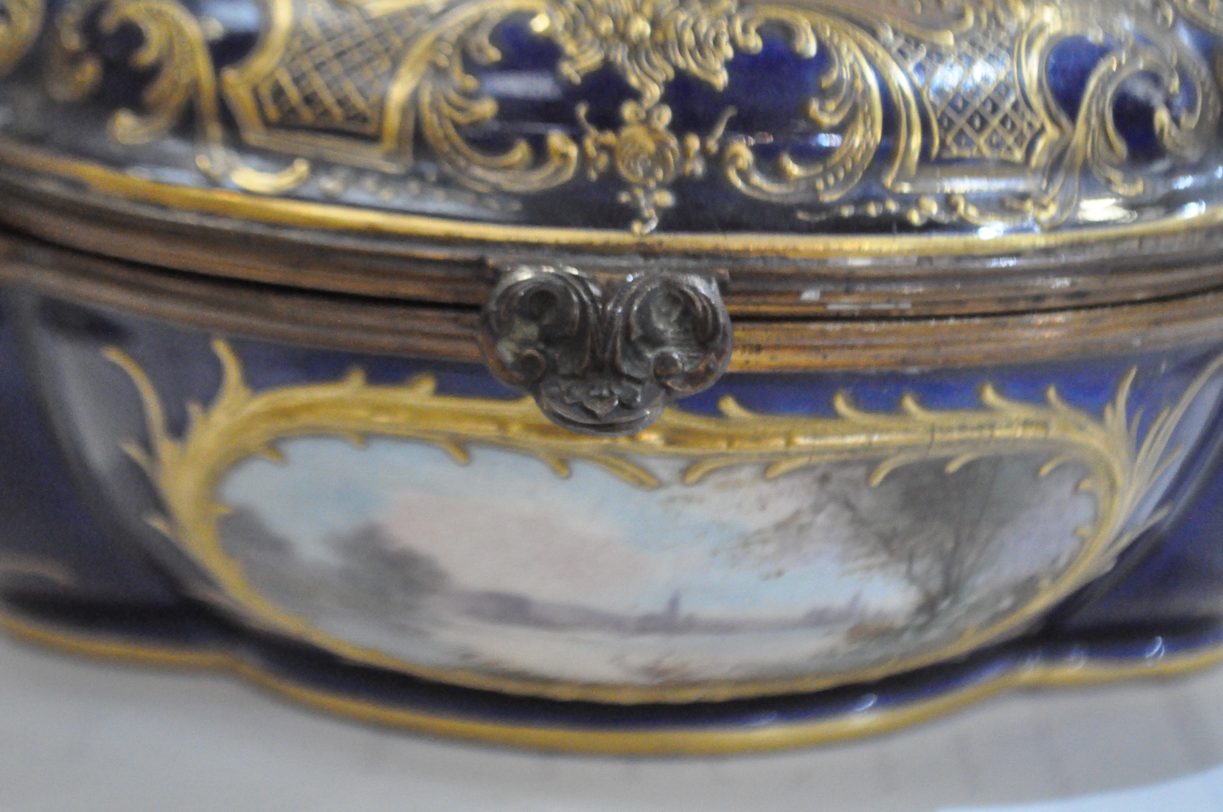 A Sevres style quatrefoil gilt metal mounted box and cover, early 20th century, - Image 3 of 6