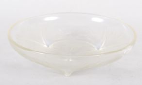 A Lalique Volubilis pattern dish, 20th century, R LALIQUE/FRANCE marks, opalescent,