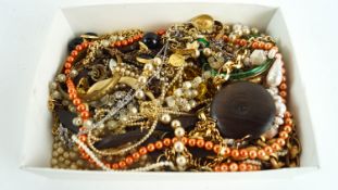 A collection of costume jewellery