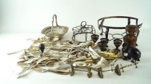 A quantity of plated ware