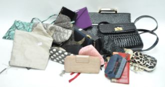 A quantity of handbags