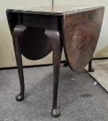 A Mahogany gate leg table