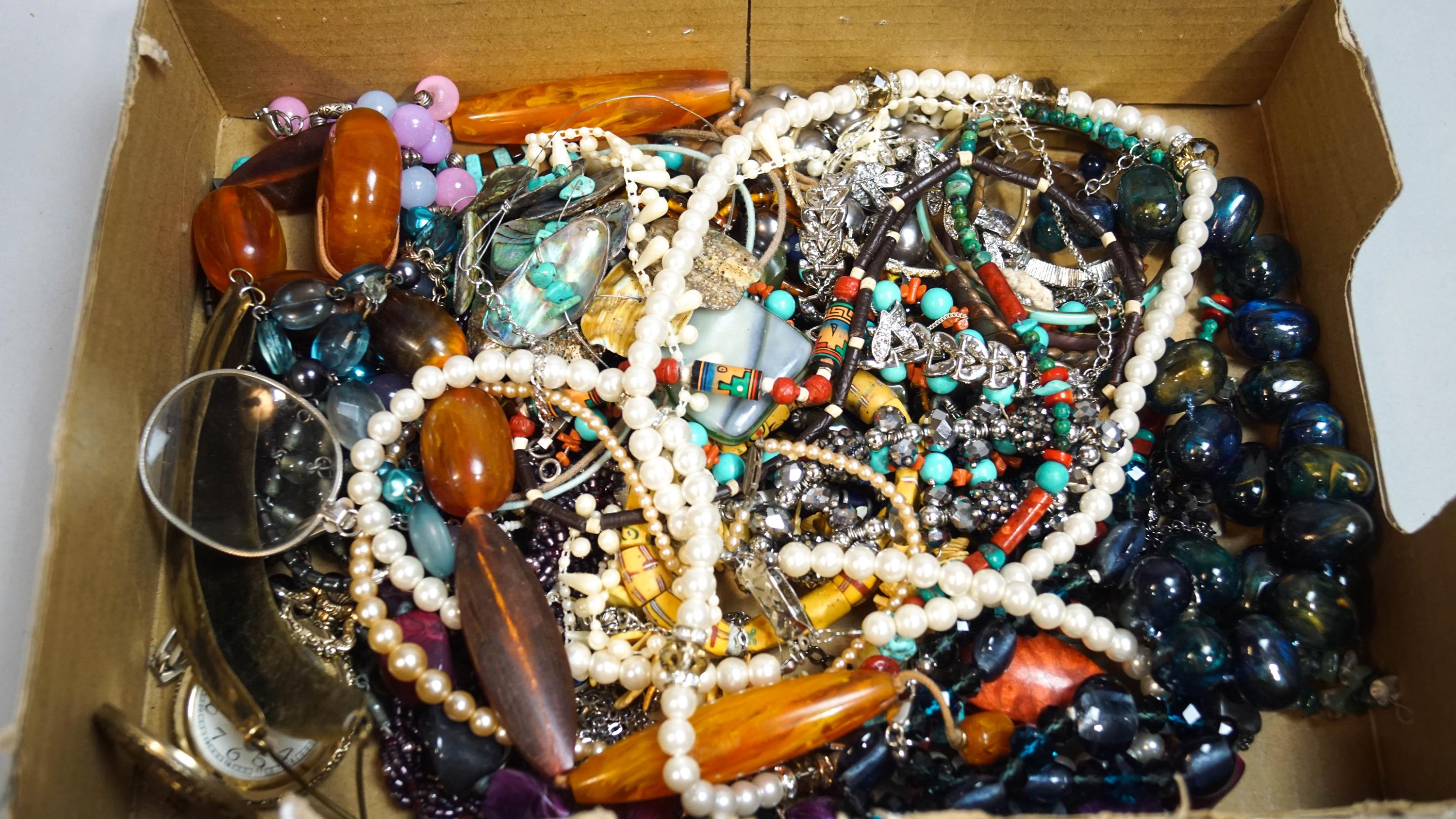 A collection of costume jewellery