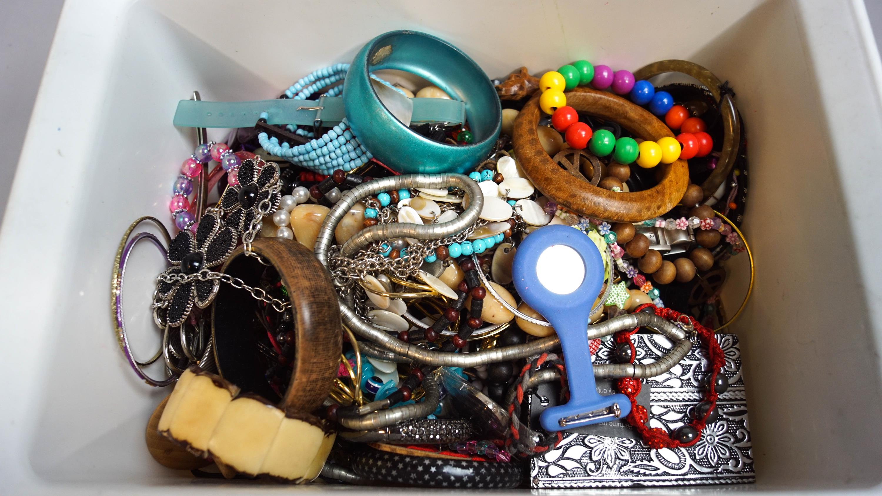 A collection of costume jewellery