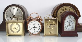 A quantity of clocks to include two mantle clocks