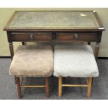 A mahogany side table with inset leather top and two stools a/f 52cmH x 73cmW x 42cmD