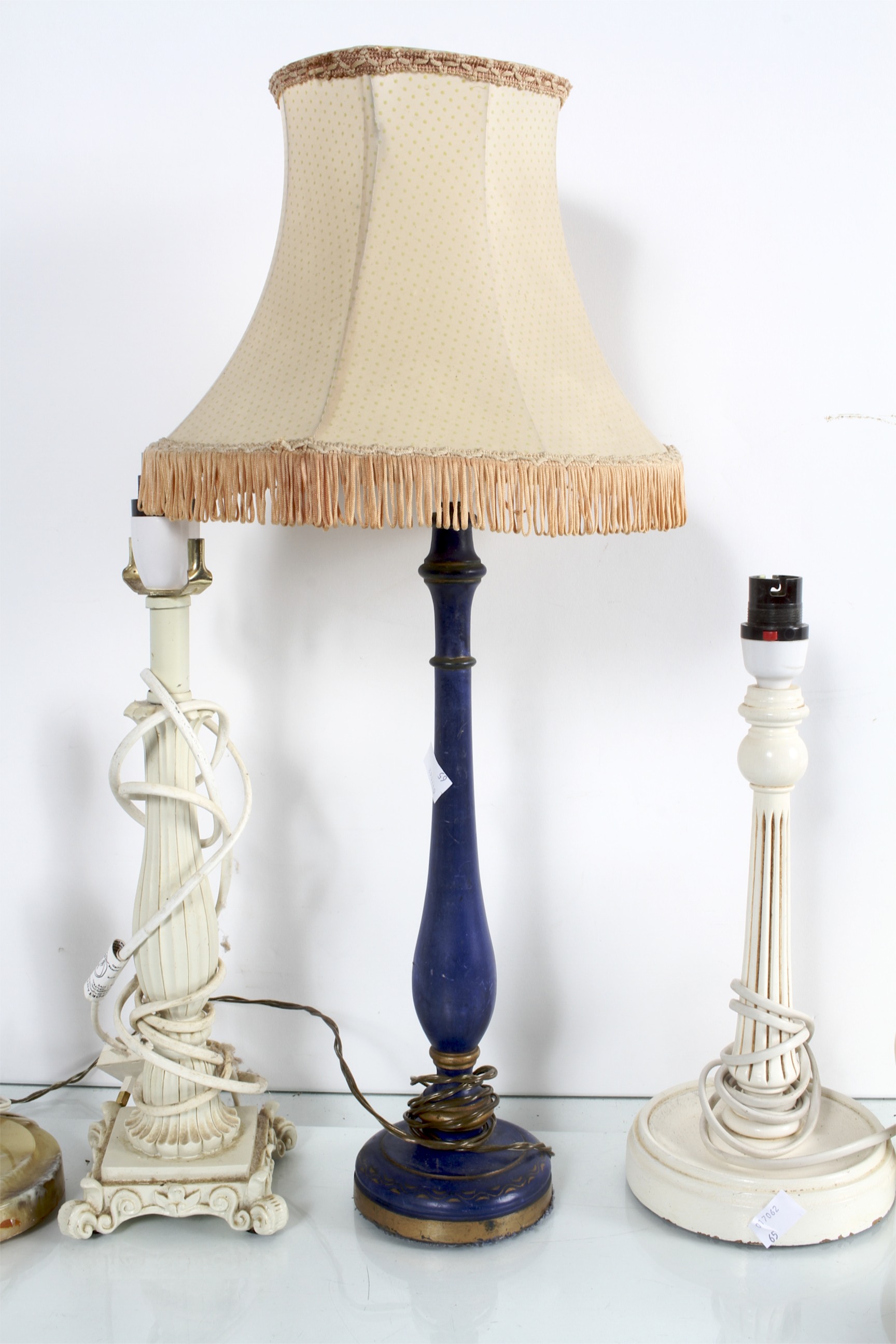 A collection of five assorted alabaster and composite table lamps along with a tin lantern. - Image 2 of 3