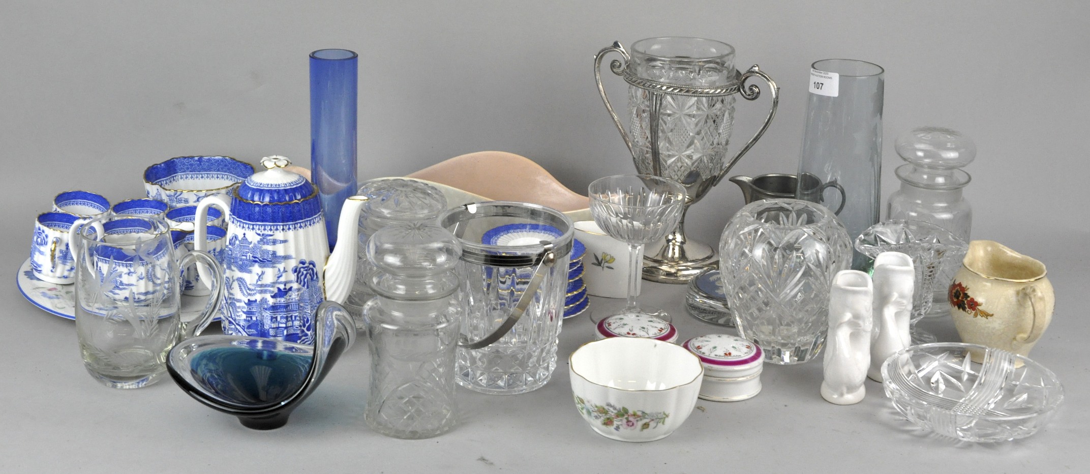 A collection of assorted glassware to include a Copeland Spode tea service. Tallest measures; 23cm.