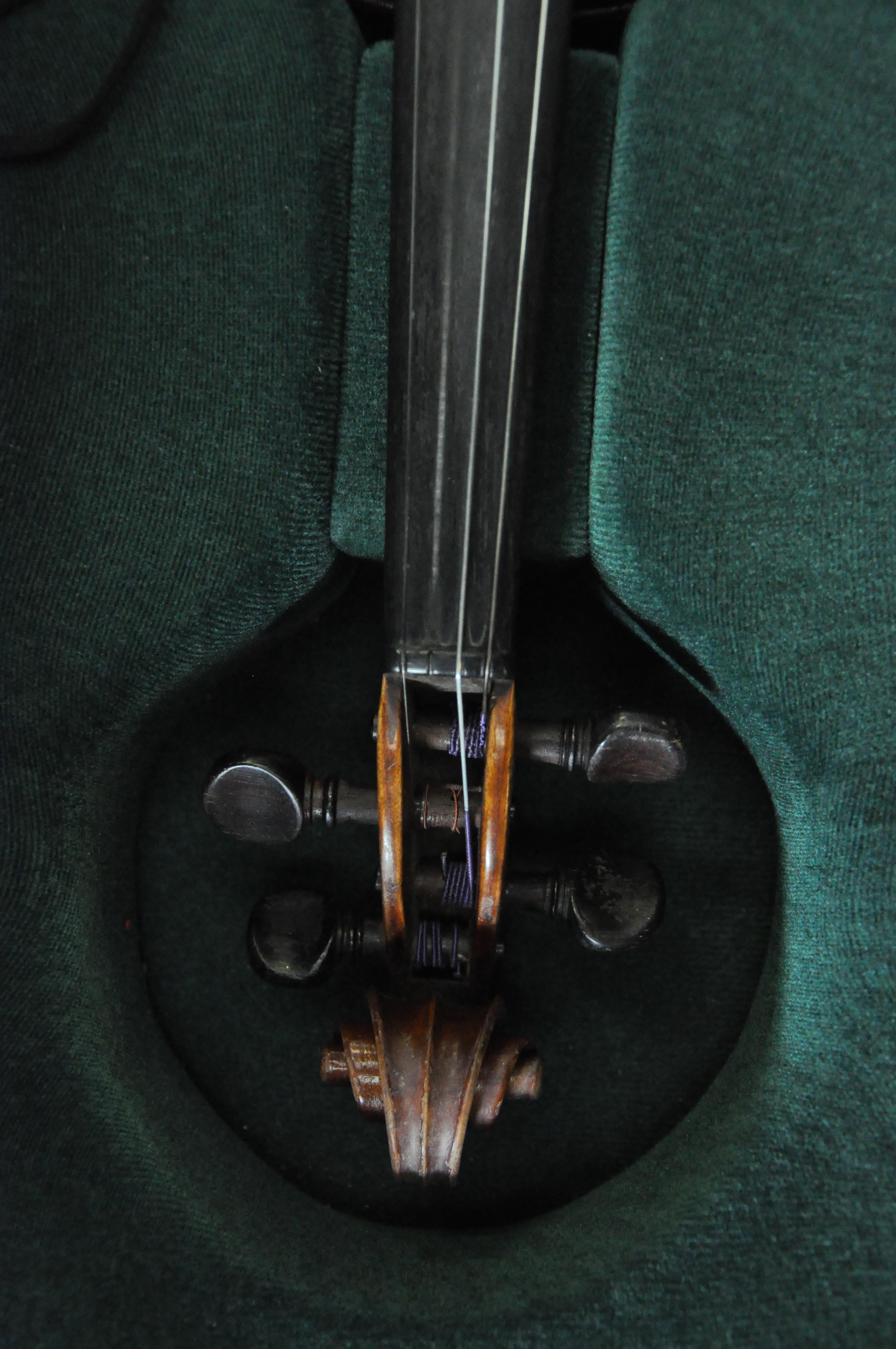 A Garrodus violin with bow in case. Measures; 58cm. - Image 6 of 15