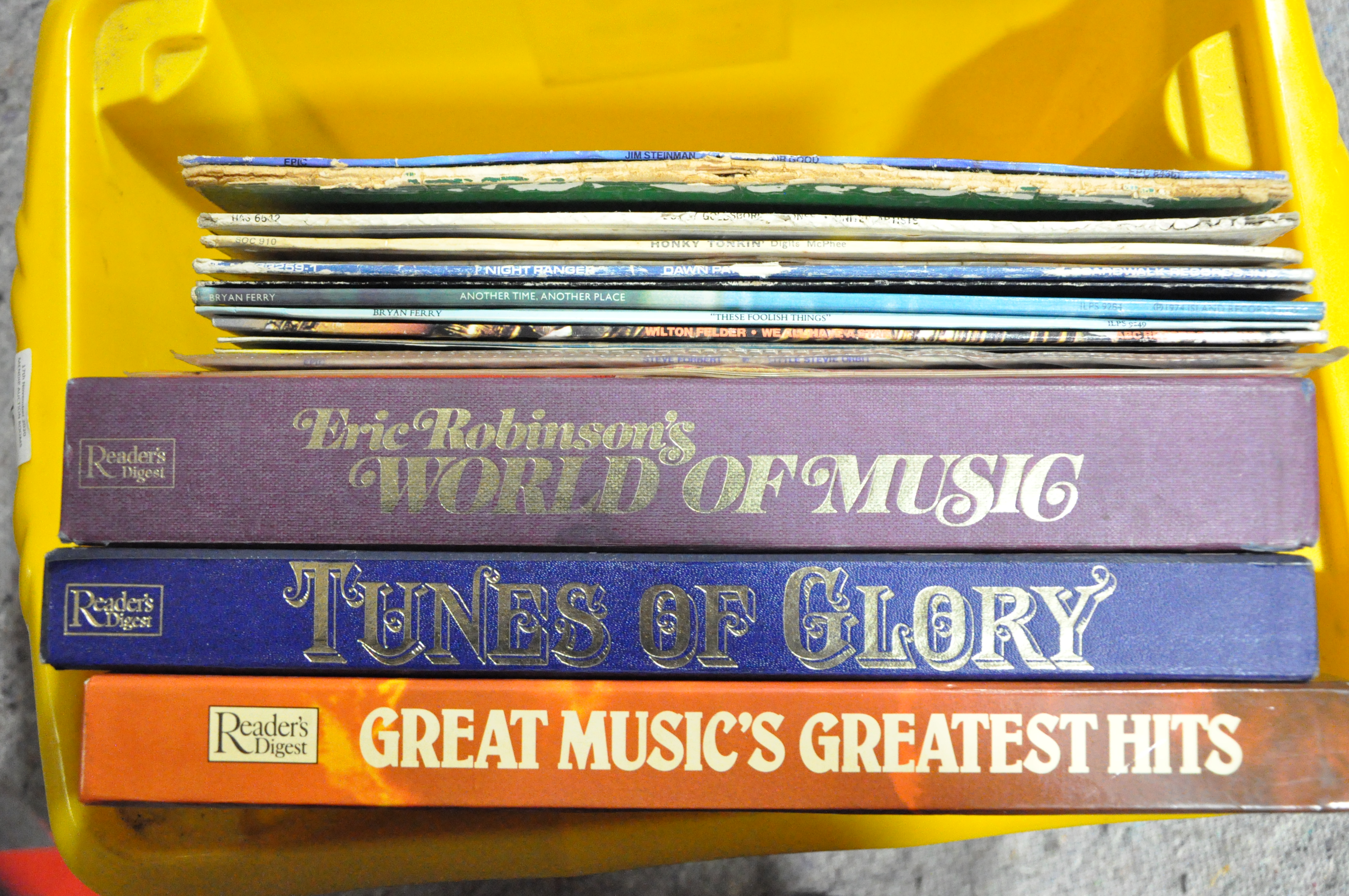 A collection of assorted records to include; James Galway, Beethoven and others. - Image 3 of 7